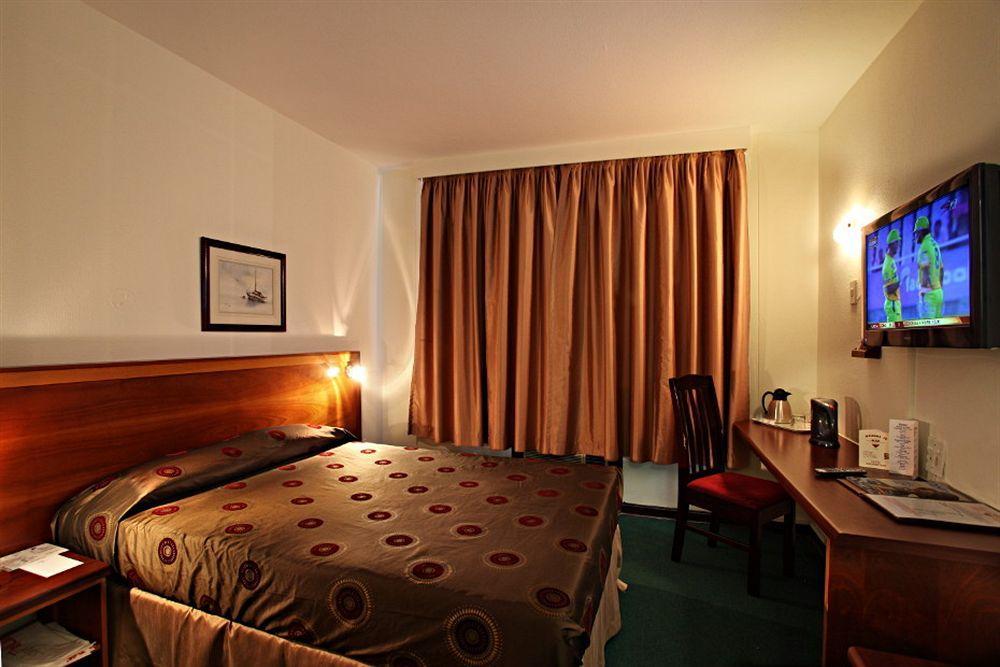 Arcadia Hotel Pretoria Bagian luar foto